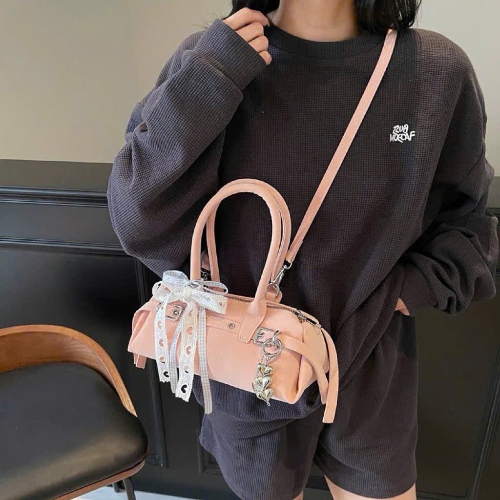 Túi đeo vai đeo chéo nữ túi xách phong cách Hàn Quốc da nhung kèm charm xinh-HTM464