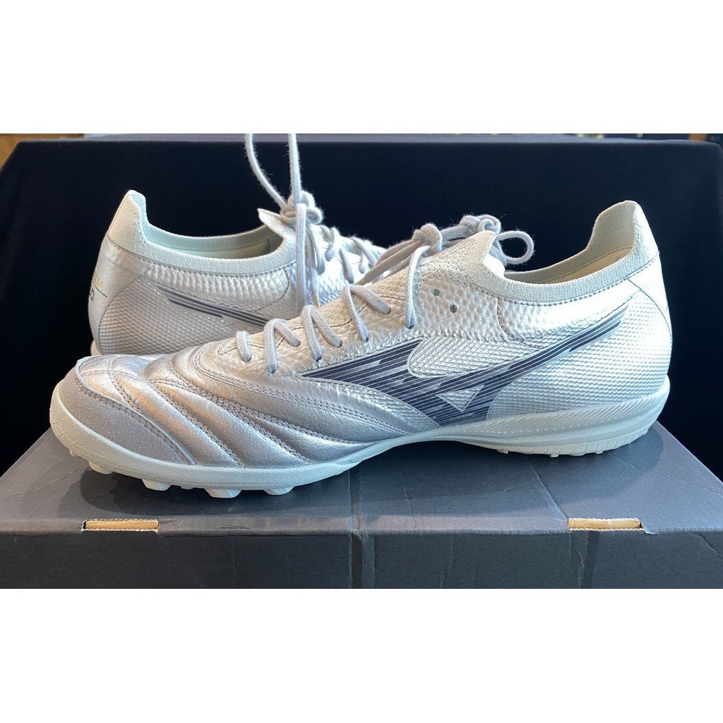 Giày bóng đá nam Mizuno Morelia Neo Sala Beta Nhật Bản TF Size 39-45 kèm hộp LJ5J