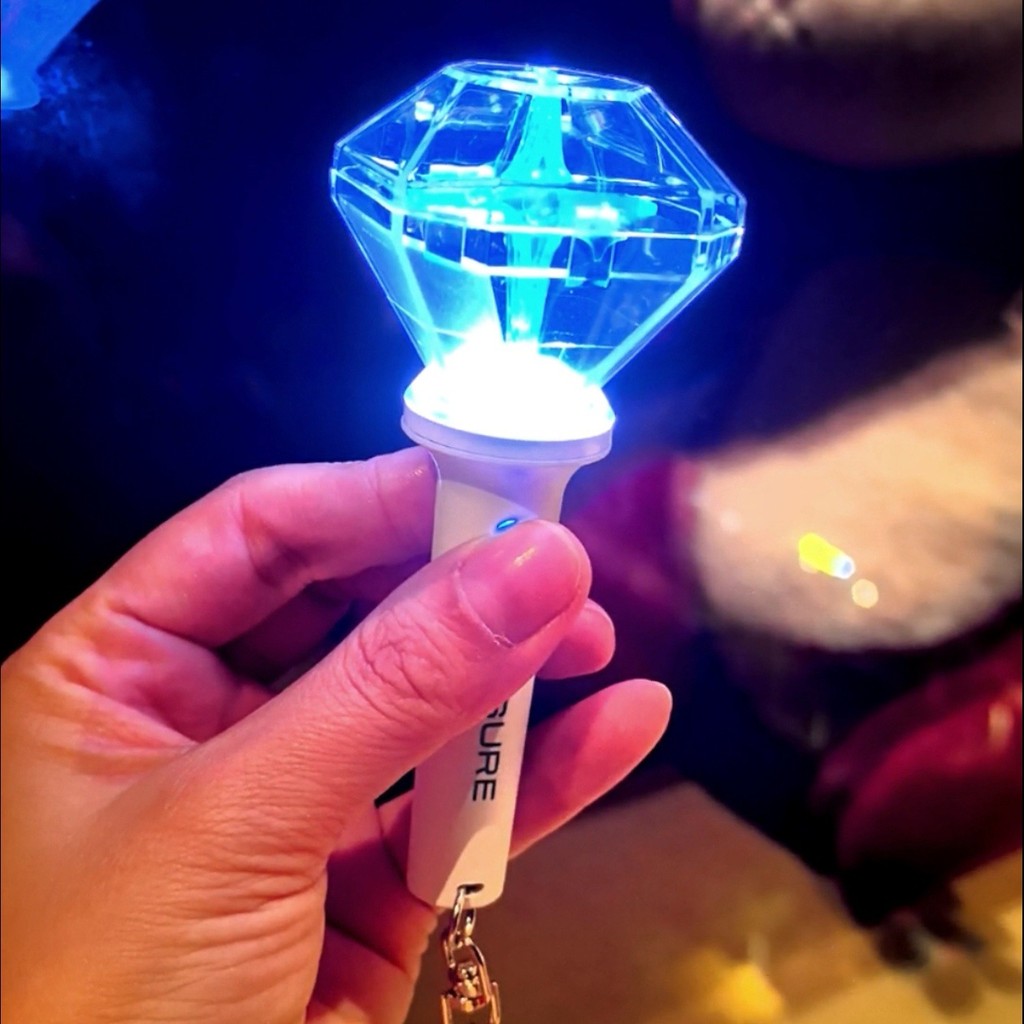 Kpop Idol TREASURE Ver.2 Mini Light Stick Móc khóa TRUZ Đèn hòa nhạc Móc khóa