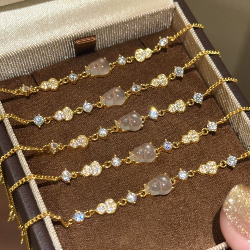 Vòng tay nữ retro cao cấp, bọt ngọc mạ điện vàng siêu trong suốt