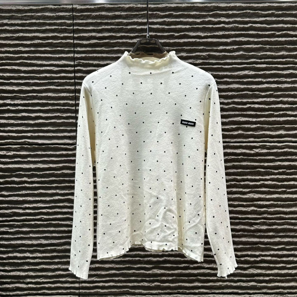 BHSH MIUMIU Autumn Winter New Polka Dot Knitted Base Fashion Versatile Knitwear