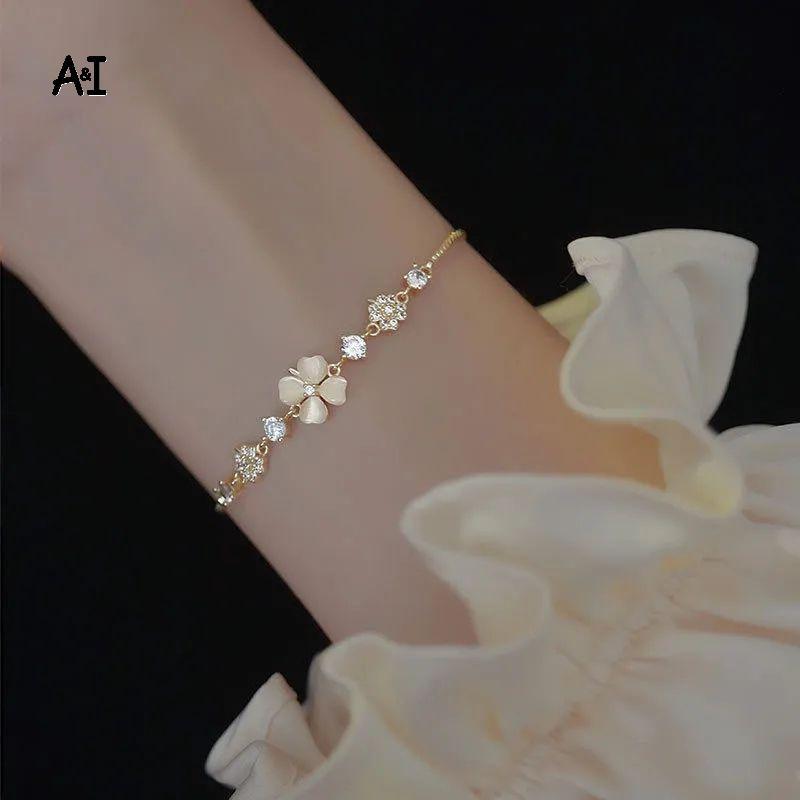 AI Vòng tay cỏ ba lá Dây chuyền có thể điều chỉnh cho nữ 1 chiếc Luy Opal Zircon Quà tặng Trang sức 