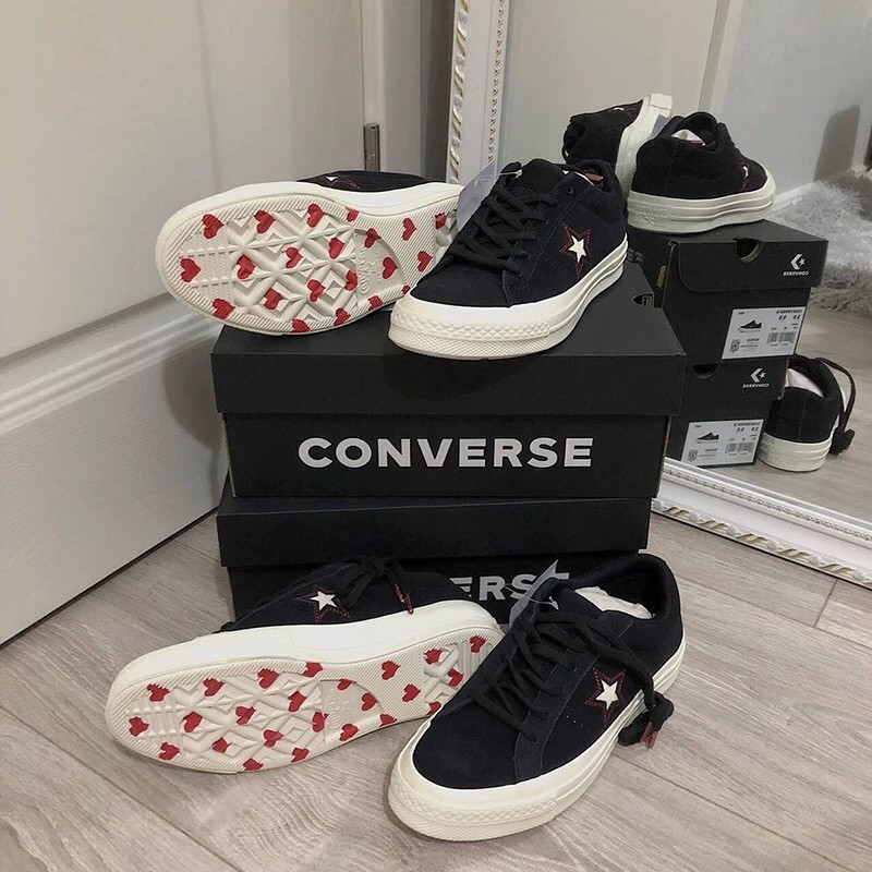 CONVERSE ONE STAR cao cấp da lộn lưu hóa màu đen cắt thấp Ngày lễ tình nhân phiên bản giới hạn giày 