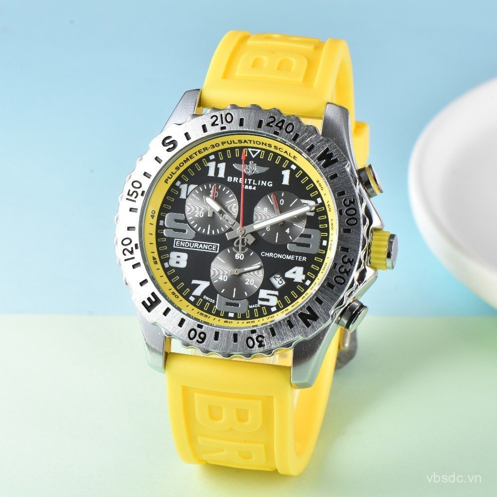 Đồng hồ đeo tay hợp thời trang 100 năm Spirit Professional Series Quartz Movement Ba mắt Đồng hồ hợp