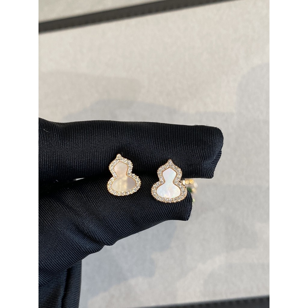 GLDA Kirin's new mini gourd earrings for women, featuring a traditional Chinese style, made with nat