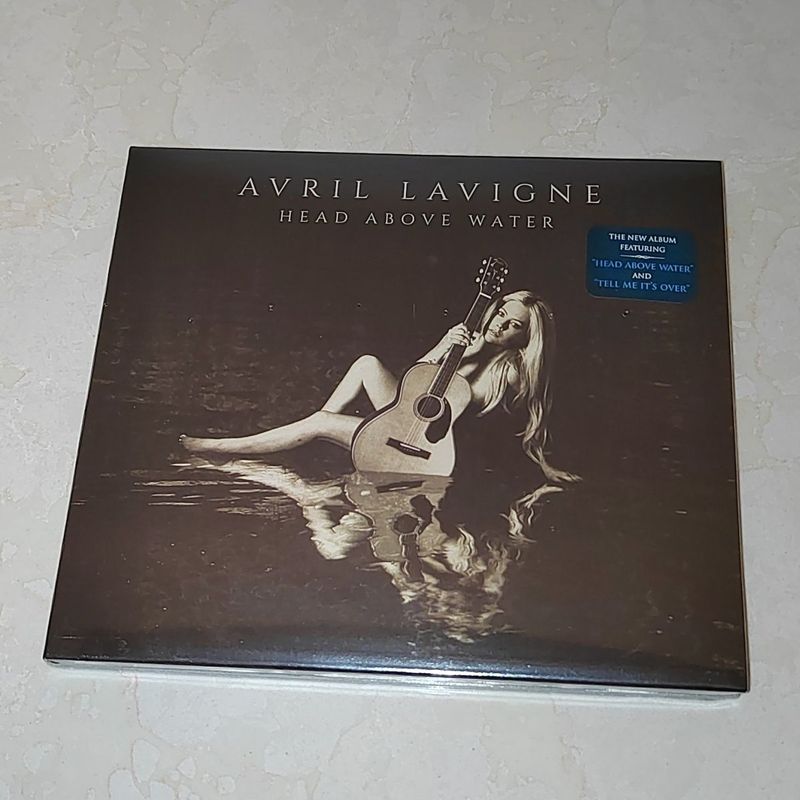 Đĩa CD Avril Lavigne Head Above Water