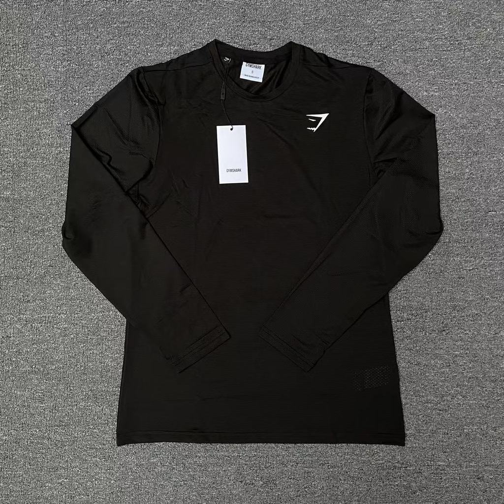 Gymshark arriva tay dài