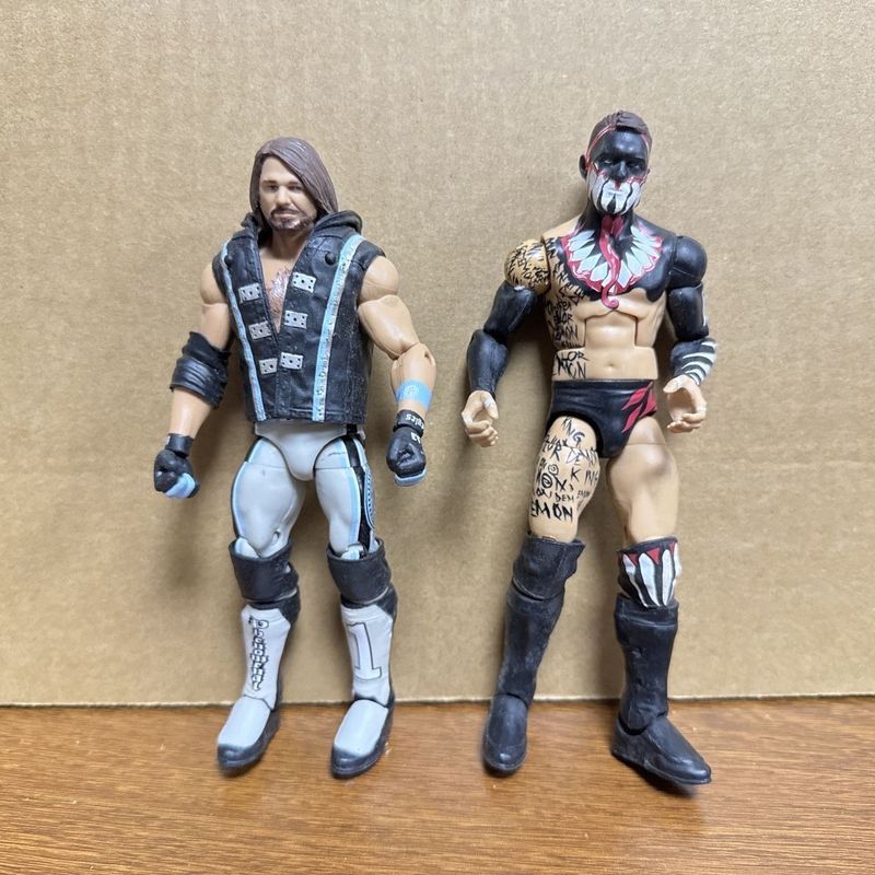 Di chuyển Wrestler Số lượng lớn Búp bê Mattel Super Can Hình Quỷ Đấu vật Di chuyển Fen AJ