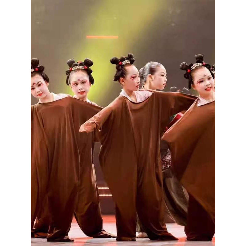 Phong Cách Mới Chân Bùn Búp Bê Quilt Cover Khiêu Vũ Trang Phục Li Brain Cùng Phong Cách Happy Little