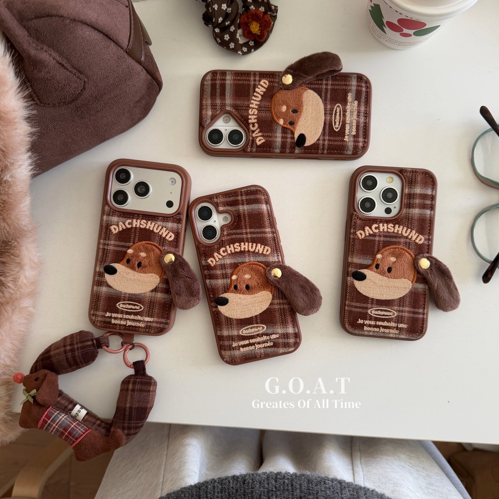 G.O.A.T Thêu - Lưới Xúc Xích Chó Có Thể Tháo Rời Tai Tương Thích Cho iPhone 17 Pro max iPhone 17 16 