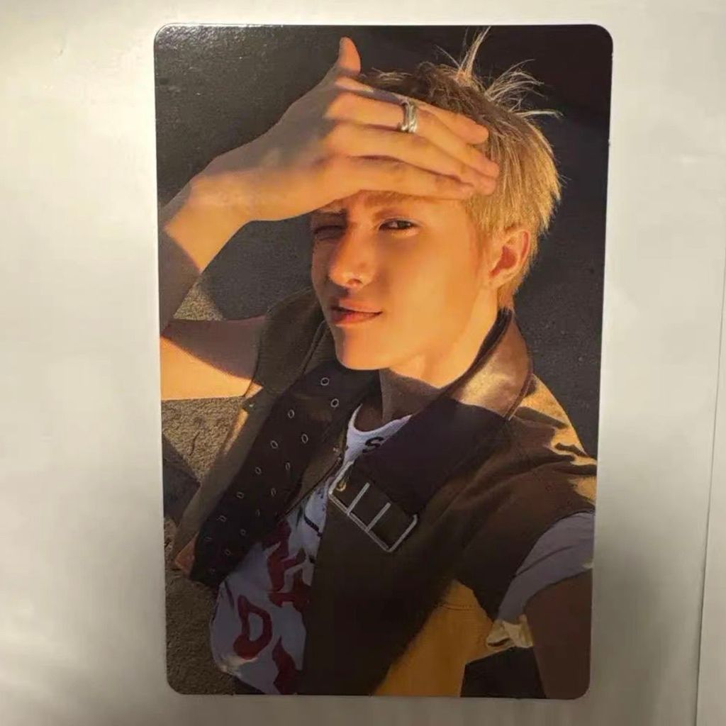 Cortis Martin scene2 thẻ đặc biệt Martin thẻ nhỏ