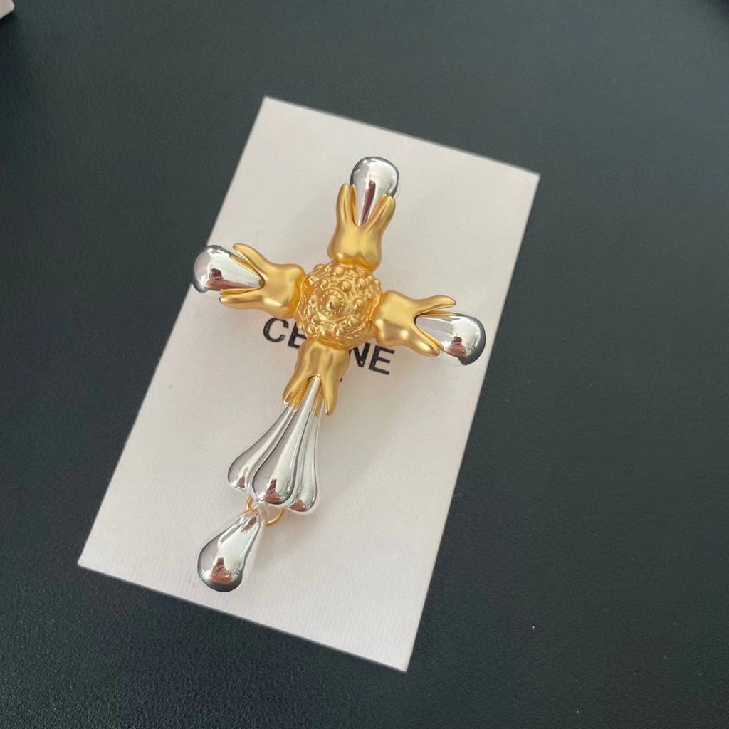 YYT0 Two-Tone Vintage Heart Cross Pendant DIY Jewelry accessories with real gold plating