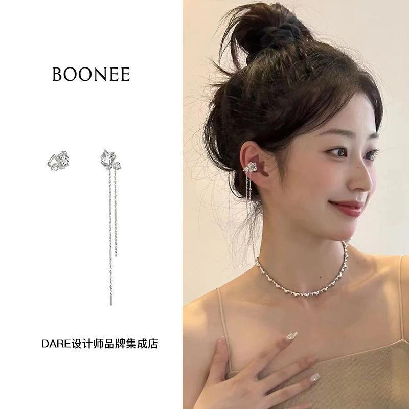 Sản phẩm mới Hàng có sẵn Dare Buyer Shop Boonee Lava Heart Zircon Bông tai bất đối xứng Kẹp tai tua 