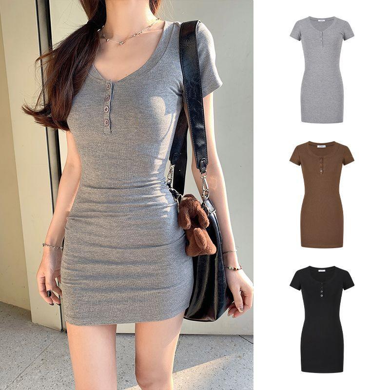 [Seckill có hạn trong thời gian] Moses Queen / Moses Queen Hot Girl Gợi cảm Slim-fit Cổ hở nửa cổ Pu