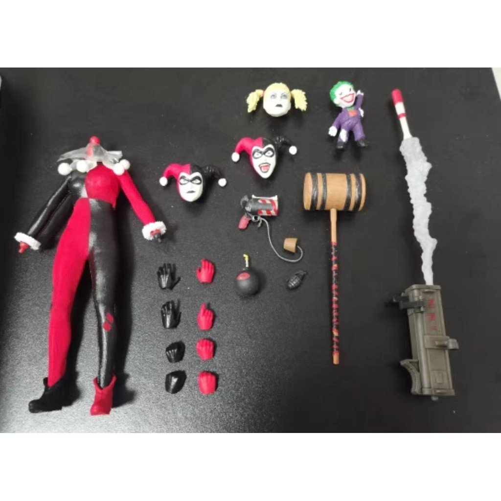 Bổ sung phụ kiện mezco Harley Quinn Harley Quinn 1 / 12 mới