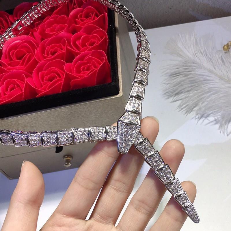 2026新款满钻微镶蛇形宽版轻奢甜酷现货项链Full Diamond Micro Inlaid Snake Wide Edition Light Luxury Sweet Cool Spot Item