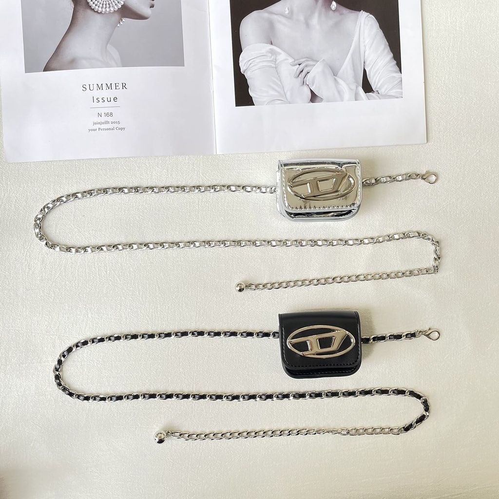 Túi Thắt Lưng Diesel Cho Nữ với Dây Xích Nhỏ Gọn