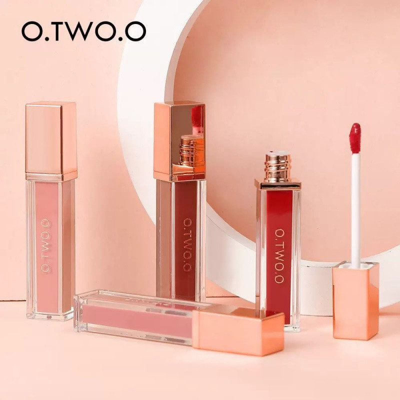 O.TWO.O Matte Non Stick Cup Lip Gloss Matte Lip Mud Không Dễ Phai Màu Dưỡng Ẩm Làm Sáng Đường Môi So