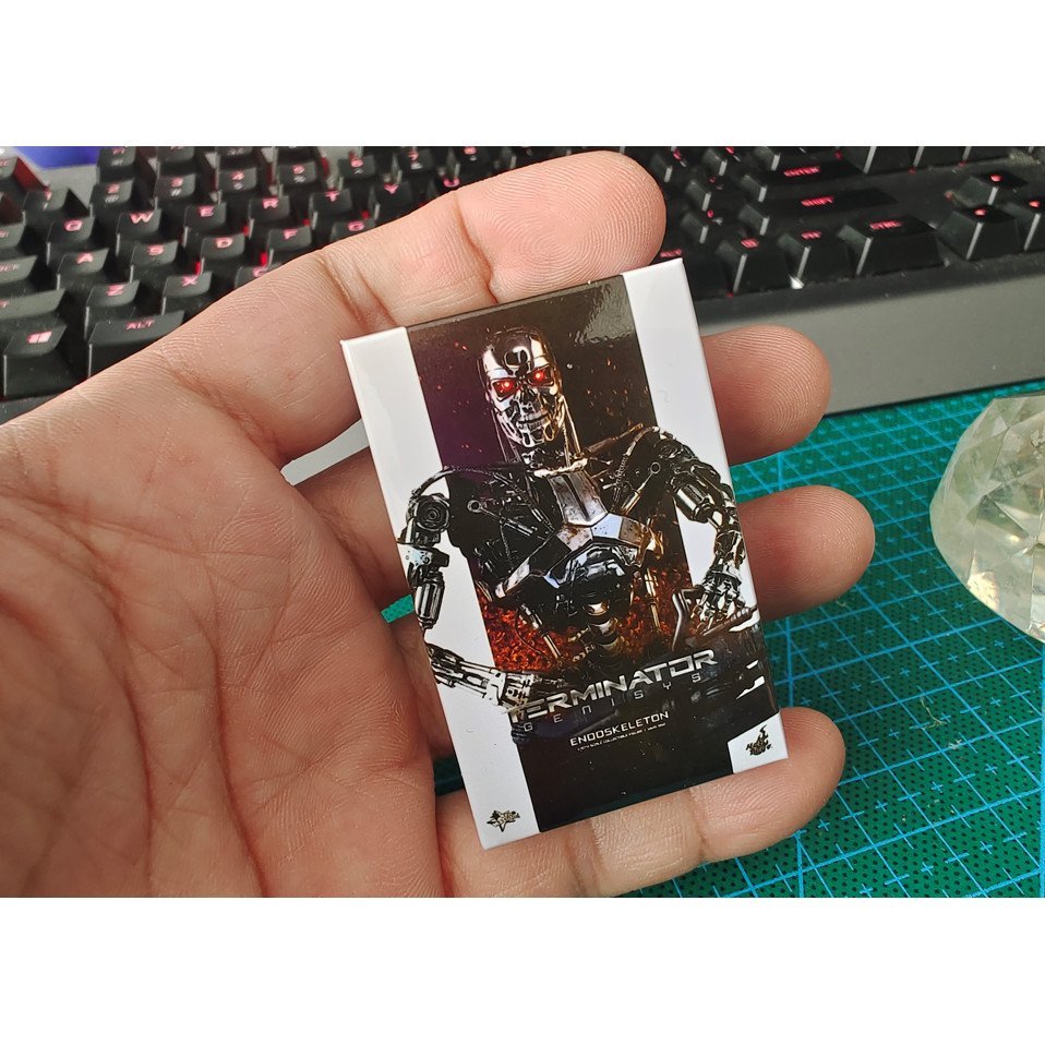 Hộp Giấy Thu Nhỏ Người Lính Cảnh Đạo Cụ Mô Hình HT Terminator T800 Bộ Xương Không Phải Đồ Chơi JIGA