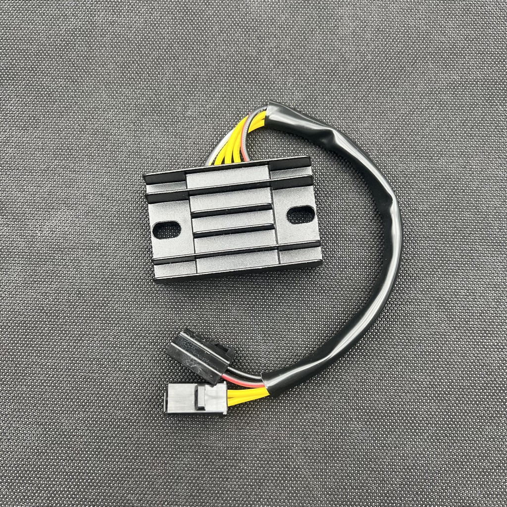 Thích hợp cho Suzuki GA150 Bộ chỉnh lưu Jun GR150 Bộ điều chỉnh điện áp Bộ điều chỉnh sạc Silicon ku