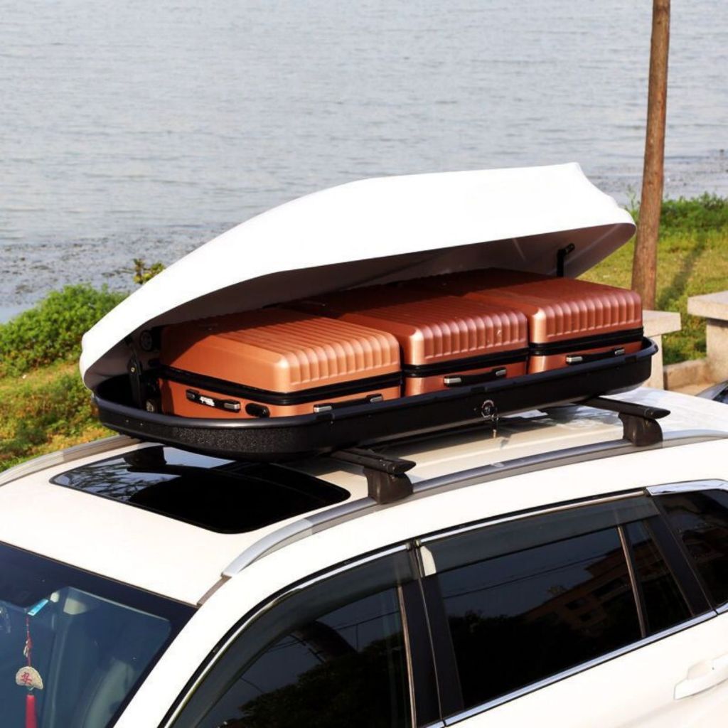 Cốp nóc xe ô tô dáng phi thuyền ít cản gió