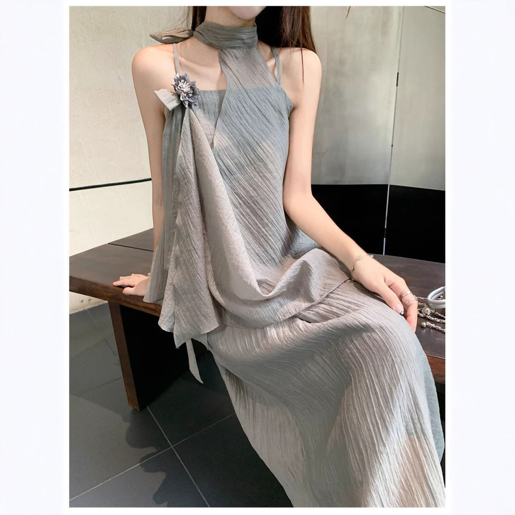 Women's dress2026The new Chinese-style long halter-neck suspender dress exudes a relaxed and cool te