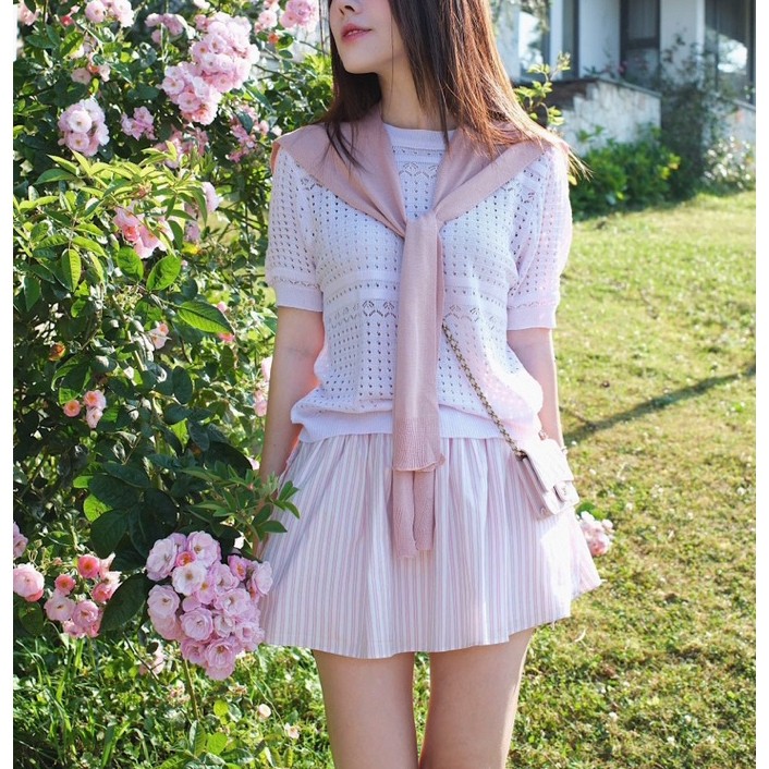 Set áo free size và chân váy kẻ hồng dịu dàng tiểu thư Tabby | BigBuy360 - bigbuy360.vn