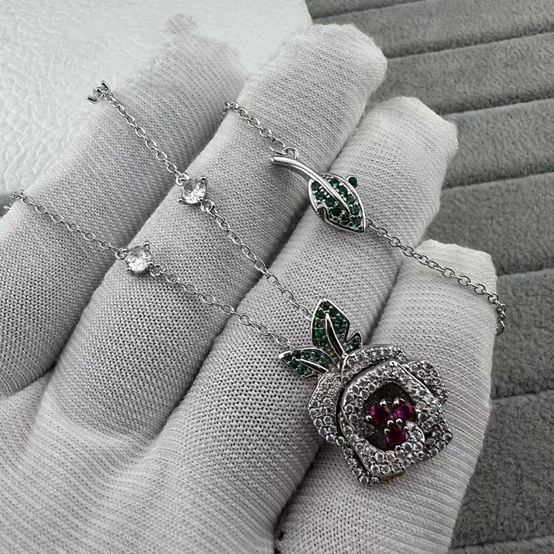 v Gold-plated full-diamond floral colorful diamond high-end versatile collarbone chain Austrian rose