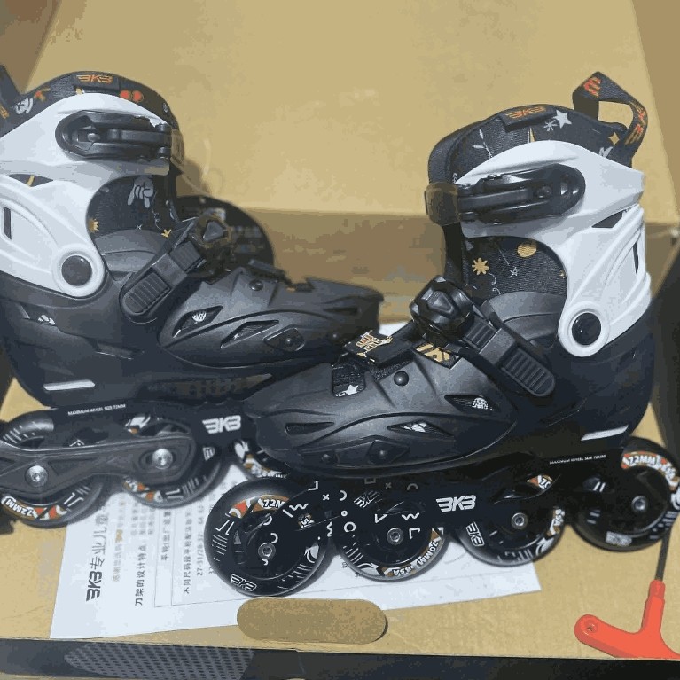 Giày Patin Trẻ Em Flying Eagle K8Pro - Bánh Cao Su Đàn Hồi Cao