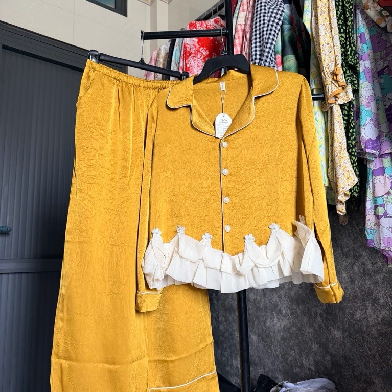 Bộ pyjama tay dài phối ren tiểu thư (hàng thiết kế 2CE)