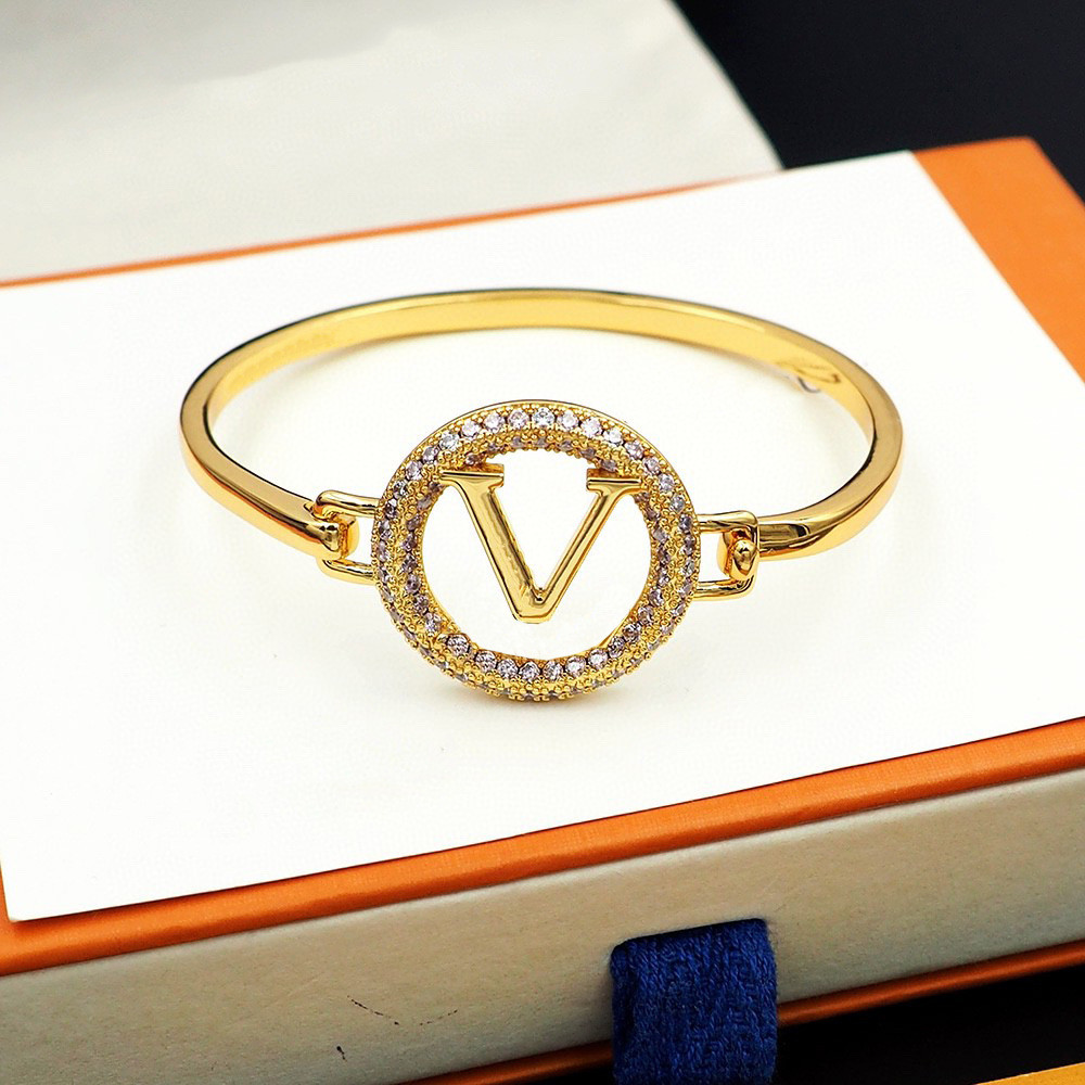 HMXD Hollow out V Letter ring full diamond bracelet for women, white diamond and pink diamond bracel