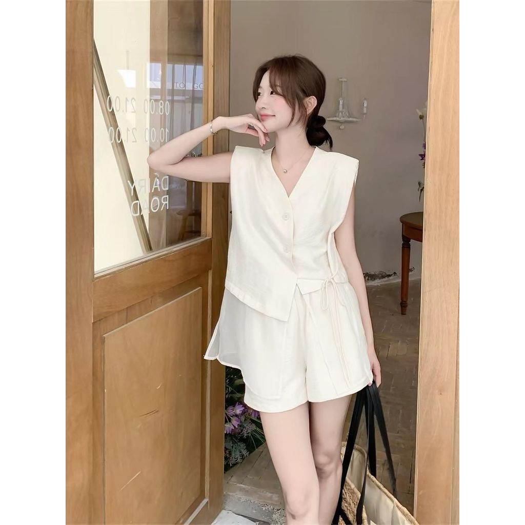 Set Áo Ghile Buộc Nơ Lệch Vạt Chéo Kèm Quần Short Hb.studio S141