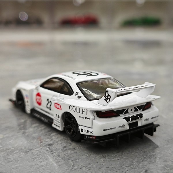 MINI GT 1: 64 # 1054 Mẫu xe hợp kim Nissan S15 SILVIA