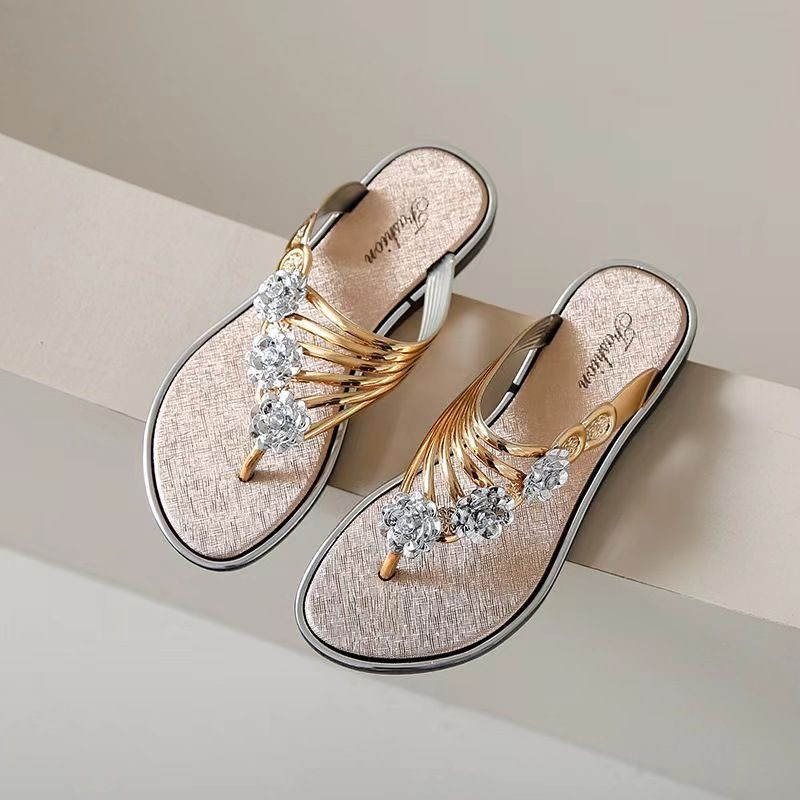 Phong Cách Mới Flip-Flops Nữ Nước Ngoài Nữ Mùa Hè Ngoài Thời Trang Flat Flip-Flops Phong Cách Trung 