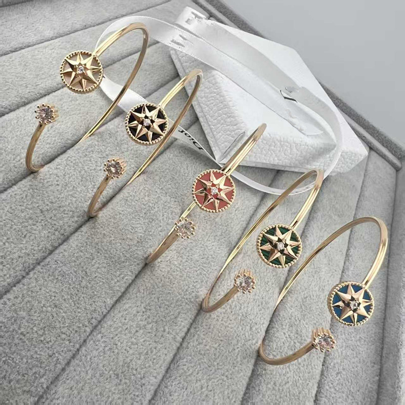 Rose gold bracelet with eight-pointed star compass and diamond, fashion jewelry for women