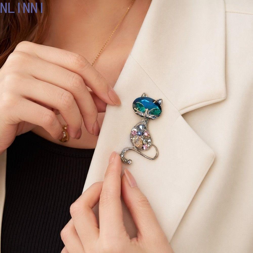 NLINNI Blue Crystal Cat Brooches, Crystal Colorful Rhinestone Animal Pins, Jewelry Corsage Daily Par
