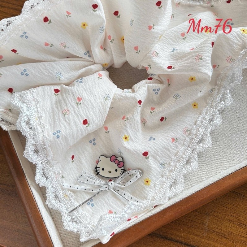 01 Scrunchies cột tóc dây vuông charm hello kitty