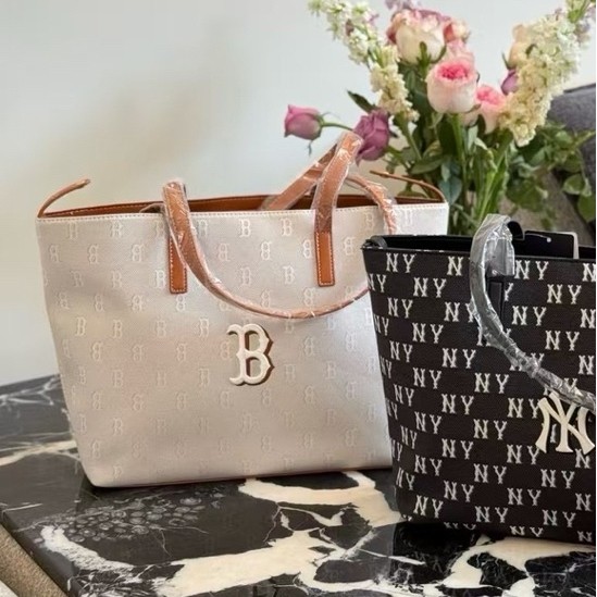 Túi Tote Nữ MLB Classic Monogram Jacquard Shopper Bag Boston Red Sox 3AORM015N-43BGL