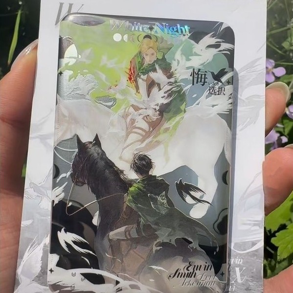 Tấn công Titan / Levi Ackerman / Erwin Smith / Tấn công Titan Levi Ackerman Erwin Huy hiệu vuông Hàn