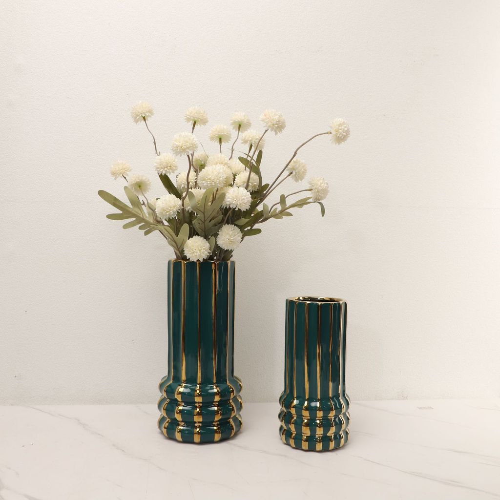 Nordic minimalist ceramic green curved flower vase ornament for model home, coffee table, study, liv