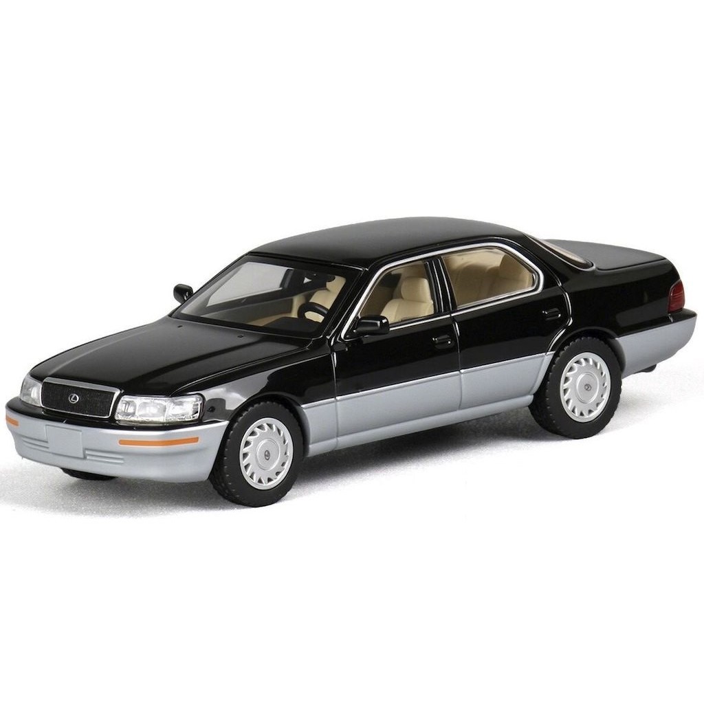 JKM 1: 64 Đen LS400 UCF10 Cổ Điển Sedan Thể Thao Mô Hình Diecast Kim Loại Hiển Thị Xe Mới