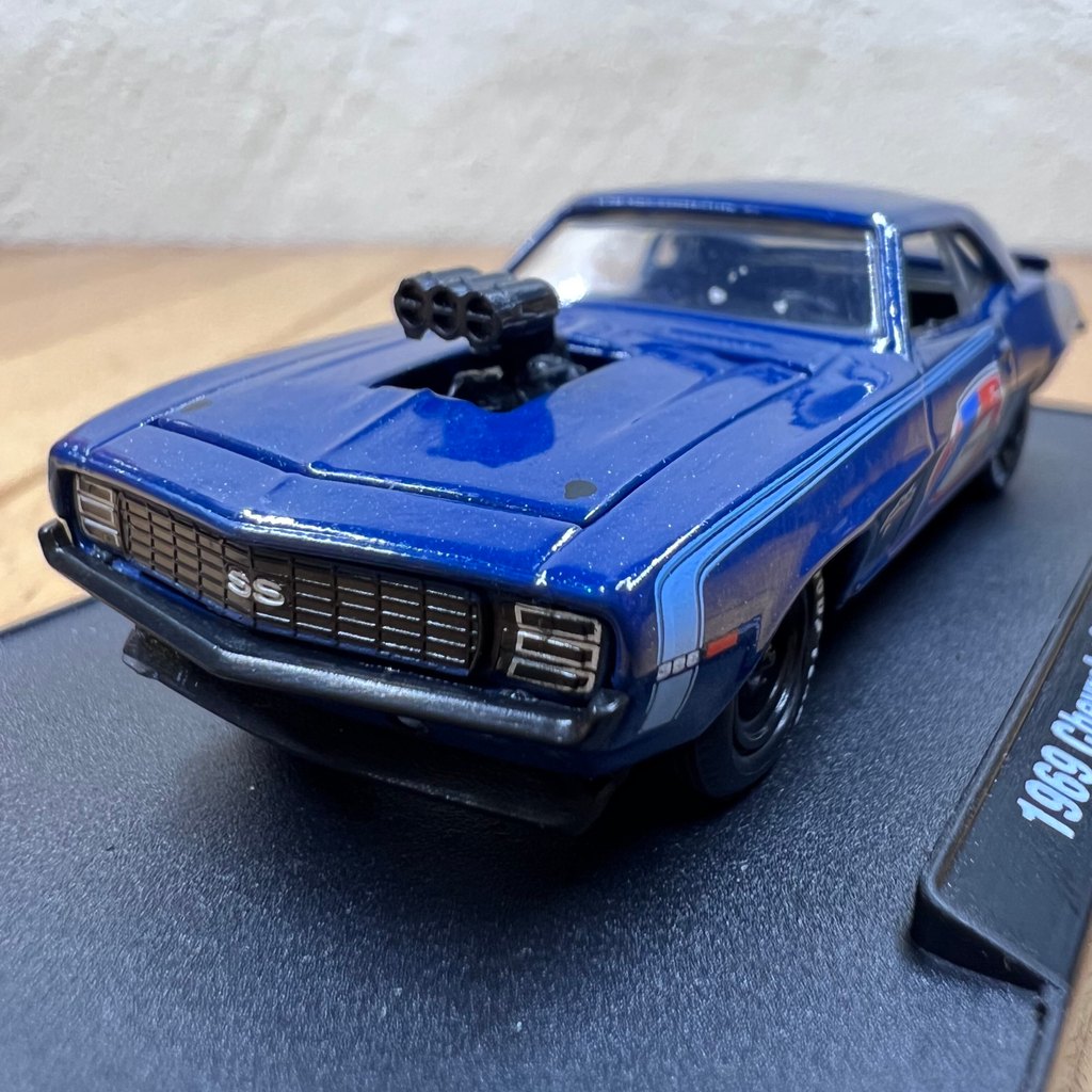Hàng sẵn có Giảm giá 1: 64 Chevrolet 1969 Camaro SS Xe Hợp Kim Mô Hình Trang Trí Cơ Xe Cảnh Trang Tr