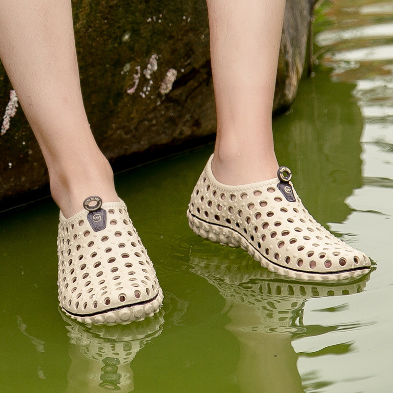 2026 Phong Cách Mới Thời Trang Wading Dép Thoáng Khí Đi Biển Giày Nam Baotou Slip-On Bird 's Nest Ho