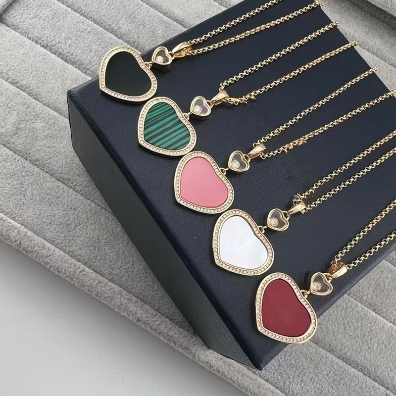 Red agate heart necklace plated18k Gold Heart Pendant Collarbone Necklace for Women, Rose Gold Jewel