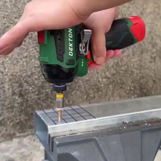 Thân Máy bắn vít trượt DEKTON D16-CV180PRO Gen 3 Pro - Motor Brushless-Lực Siết180Nm-Bảohành12tháng