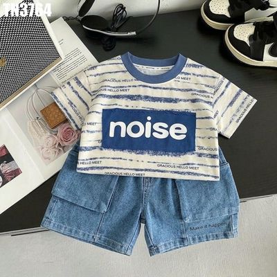 Set Bộ Quần Áo Bé Trai Áo Thun Kẻ Sọc Chữ In Nổi Kèm Quần Short Jean Túi Hộp MINTSCLOSET TN3764