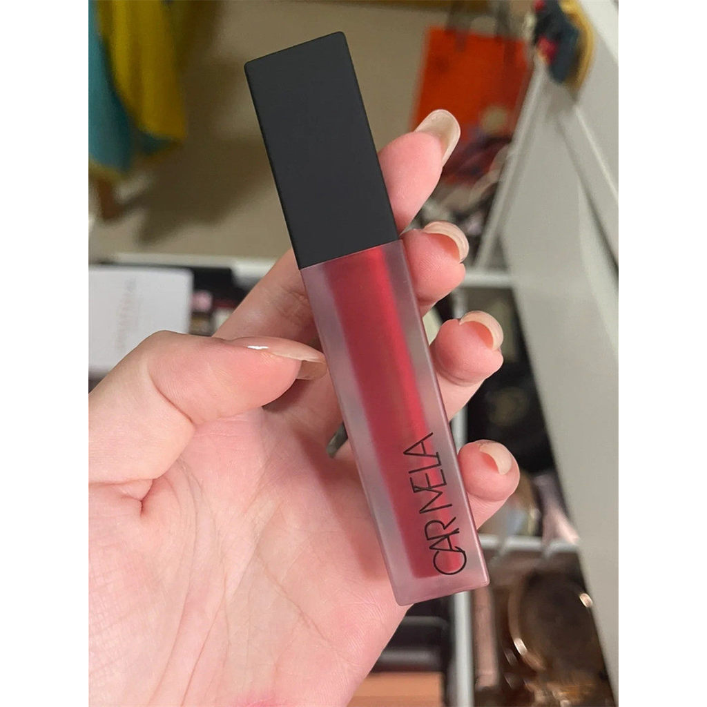 Carmela carmela carmela Lipstick 04 Retro Blues Correction Red Lip Mud Màu Khỏa Thân Bột Quế Lip Gla