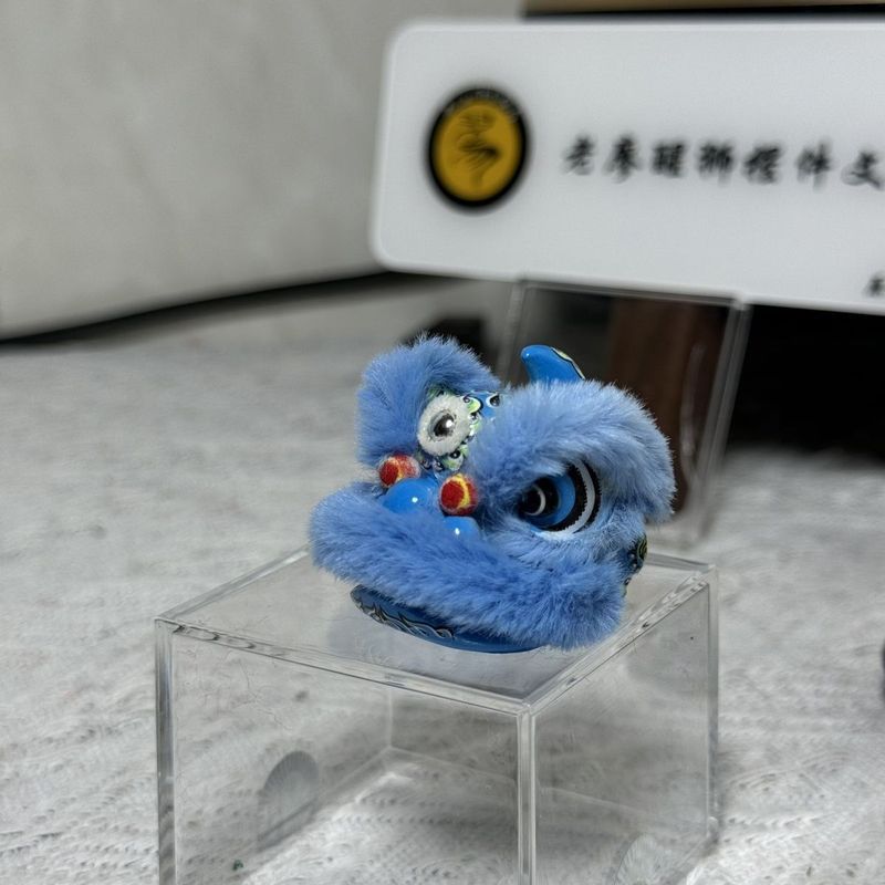 Buhu Lion Dance Mini Lion Dance Trang trí xe hơi Sáng tạo Bảng điều khiển trung tâm ô tô Trang trí L