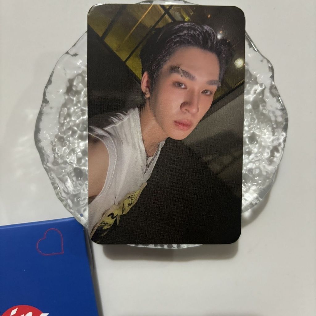 Auau Qiu Yuchen DEXX nam đoàn dmd Songgan Festival flash selfie chính thức thẻ nhỏ chính hãng