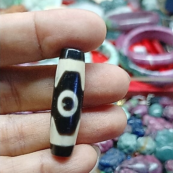 dzi 3 mắt.
